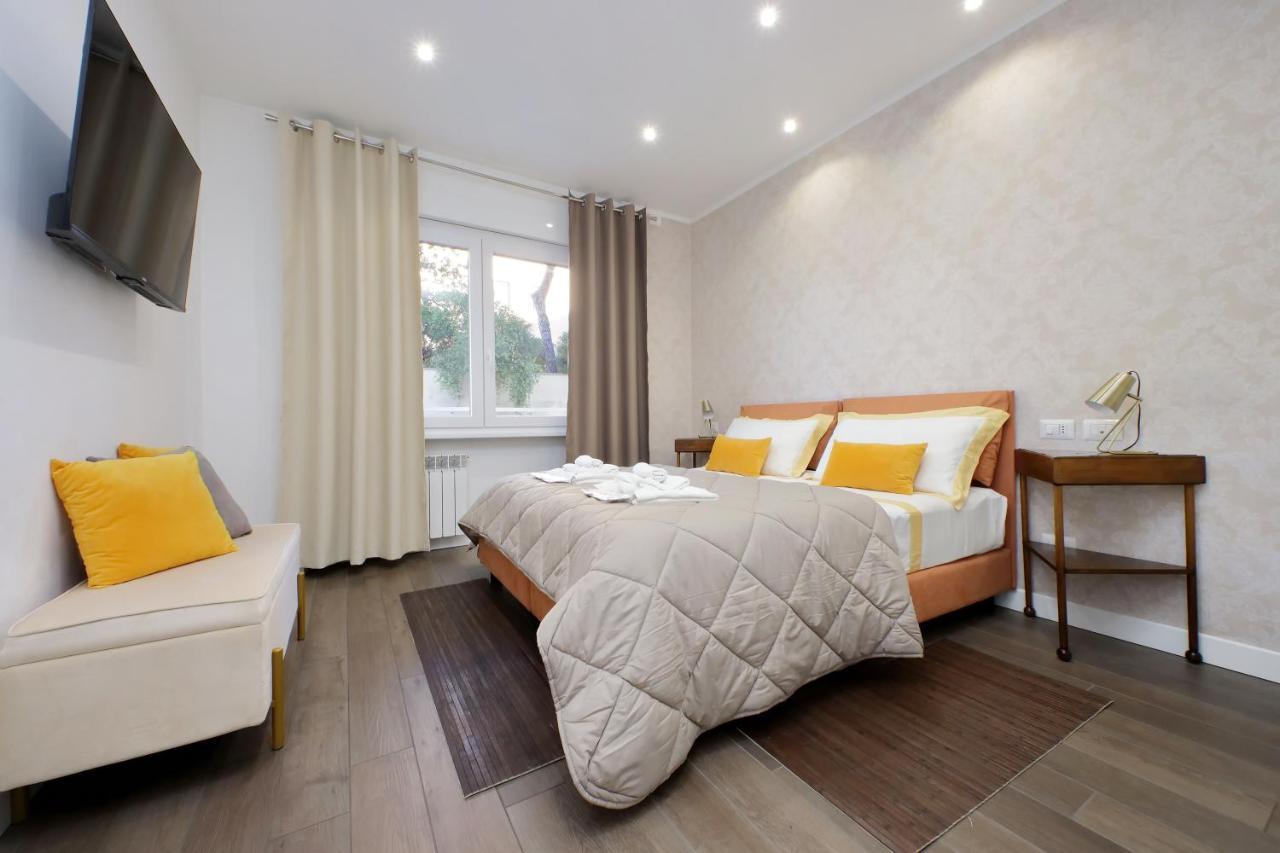 Druso Dream Apartment Colosseo Rome Exterior photo