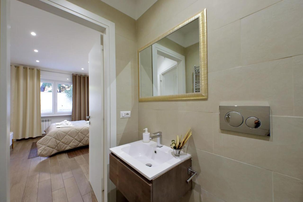 Druso Dream Apartment Colosseo Rome Exterior photo
