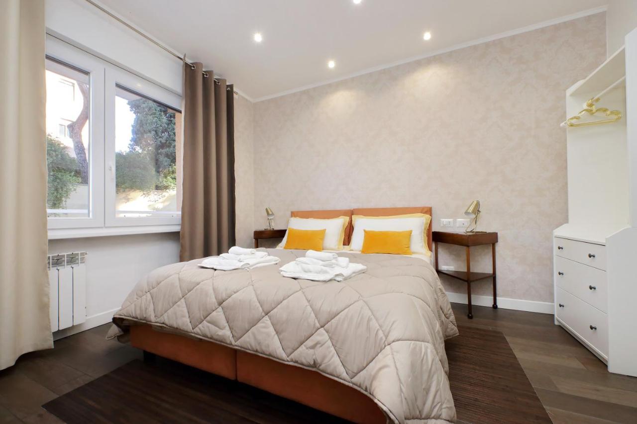 Druso Dream Apartment Colosseo Rome Exterior photo