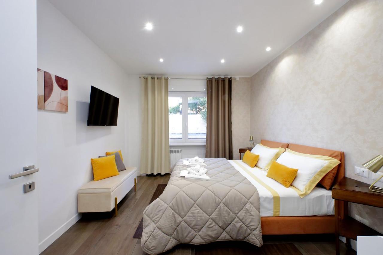 Druso Dream Apartment Colosseo Rome Exterior photo