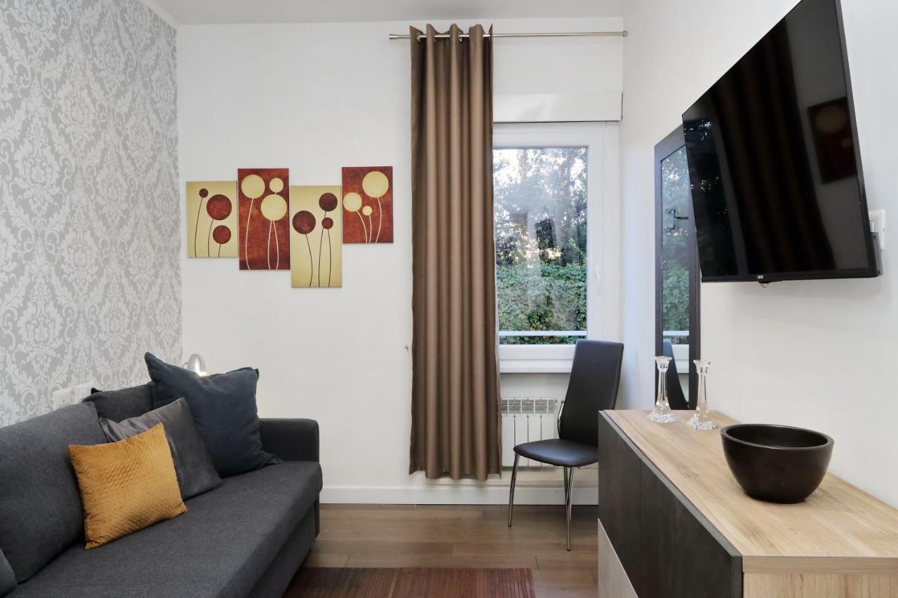 Druso Dream Apartment Colosseo Rome Exterior photo