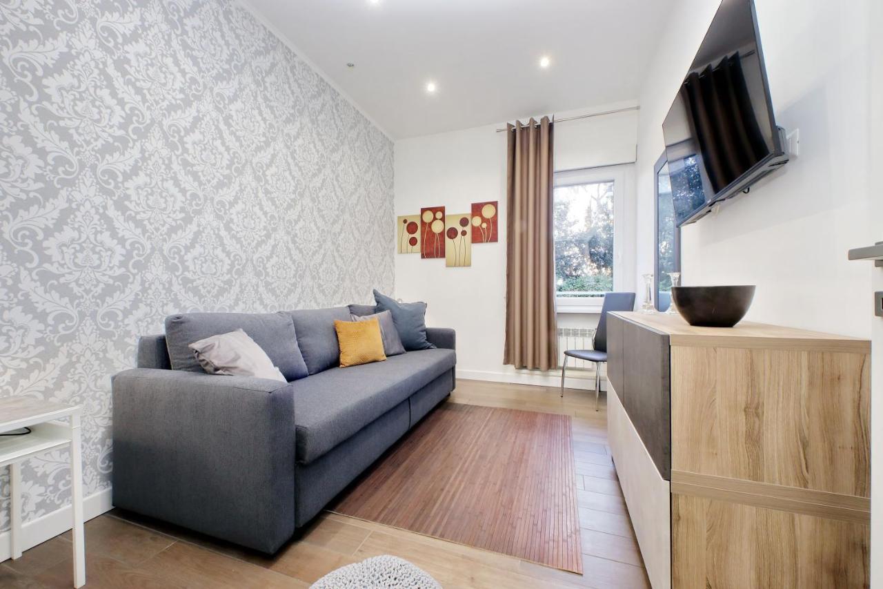 Druso Dream Apartment Colosseo Rome Exterior photo