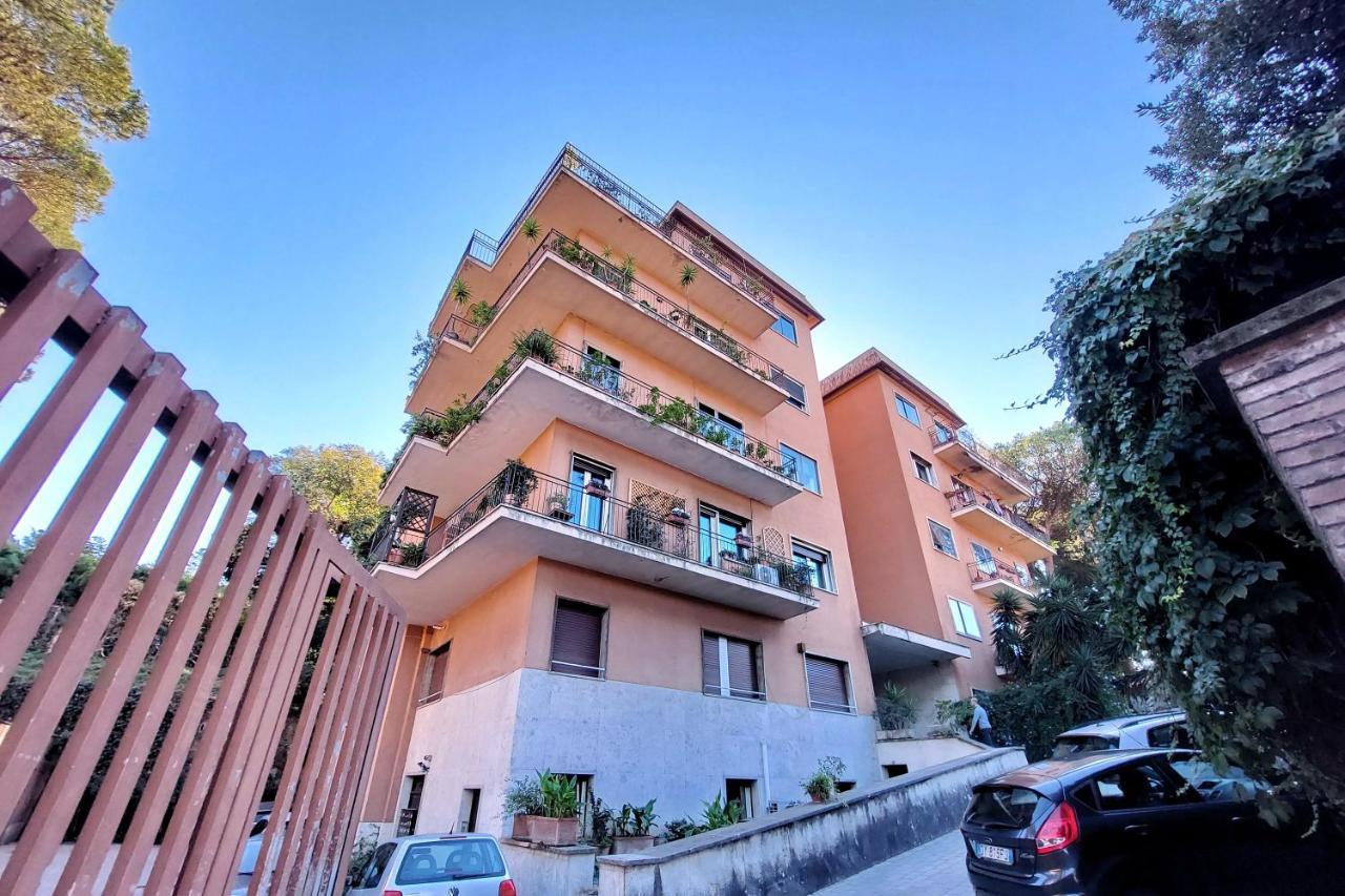 Druso Dream Apartment Colosseo Rome Exterior photo