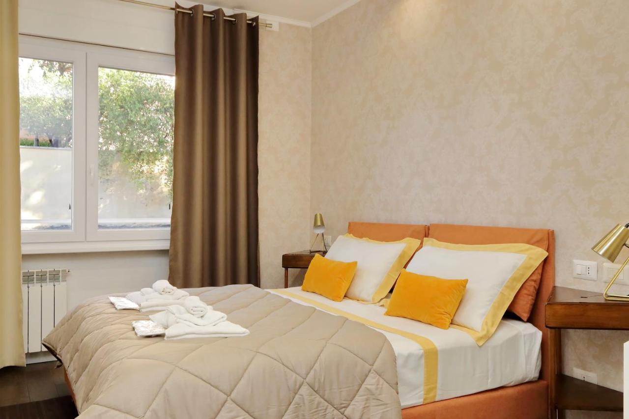 Druso Dream Apartment Colosseo Rome Exterior photo